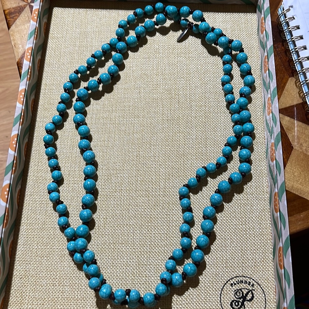 Long turquoise necklace